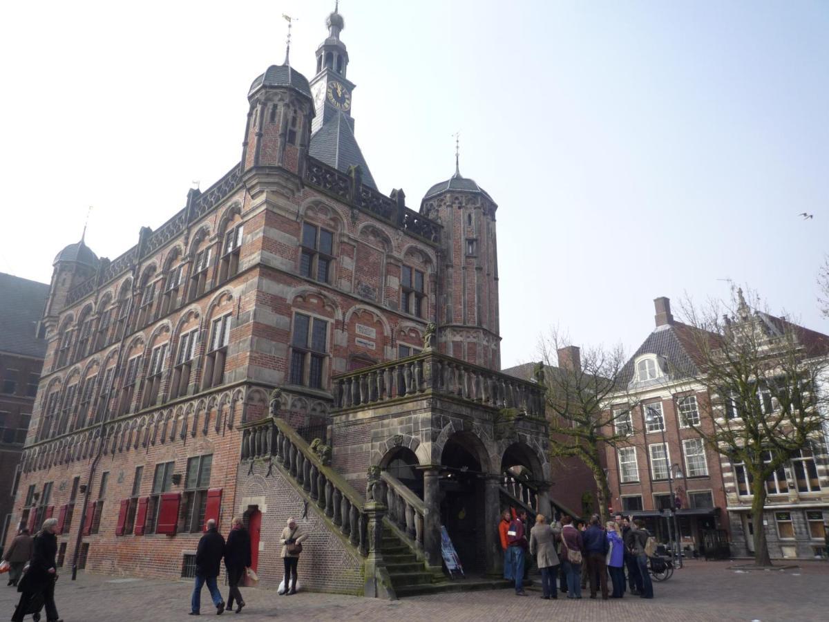 Hanzestadslogement De Leeuw, In Het Centrum, Met Een Binnenplaats, Kamers Met Badkamer En Toilet En Een Keukentje Deventer Bagian luar foto